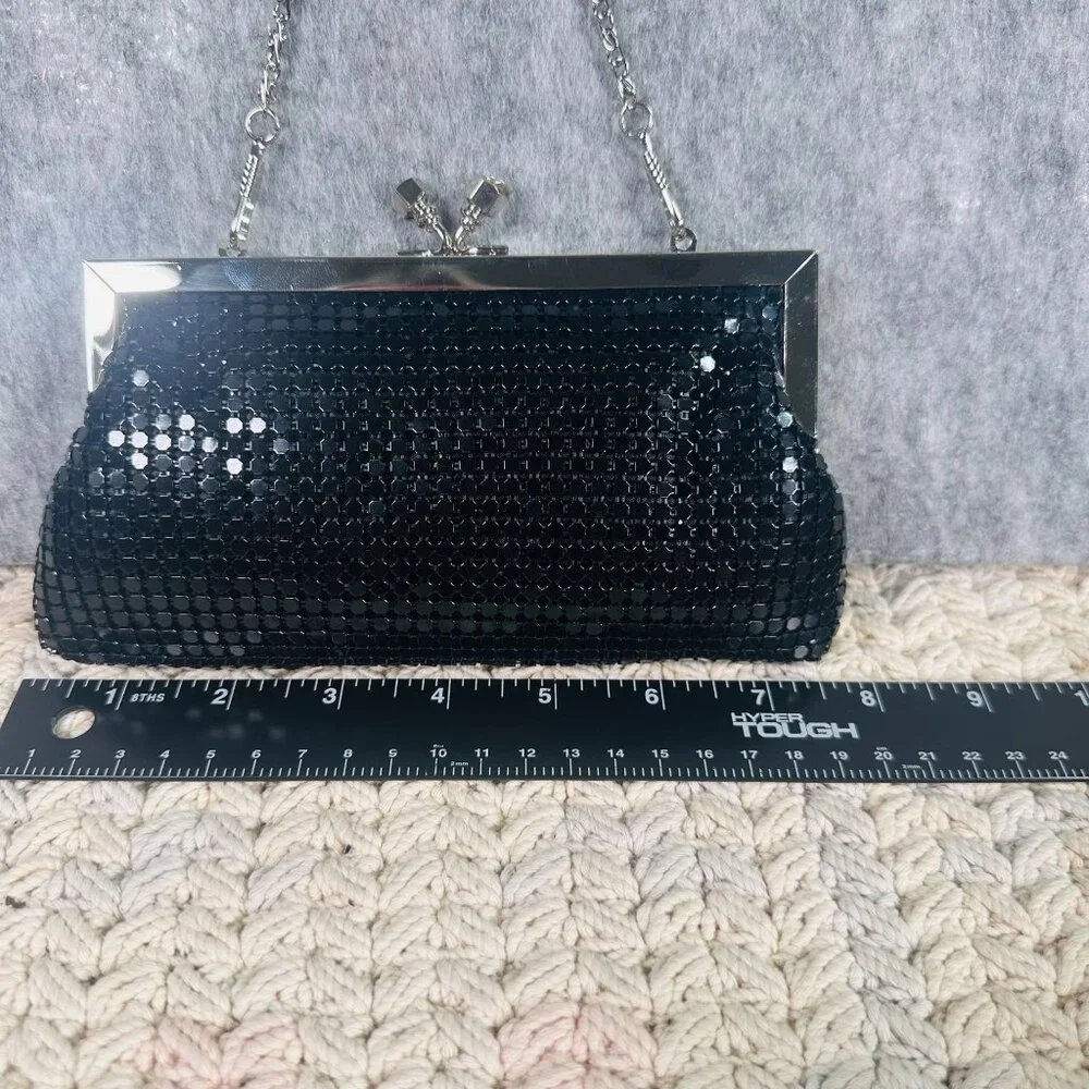 1990s Black Sequin Mesh Clutch Purse With Silver Chain Strap & Kiss Lock Closure